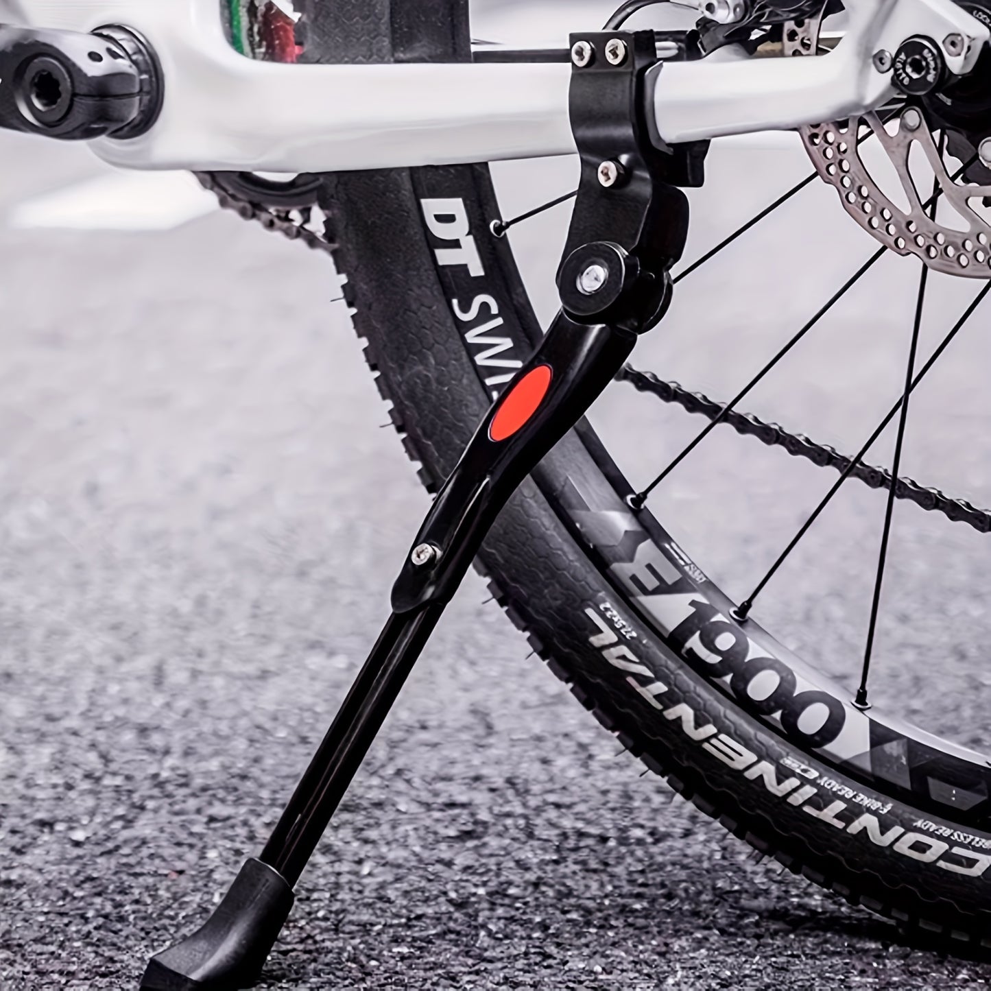 🚴♂️ Soporte universal ajustable de aluminio para bicicletas: aparcamiento estable para cualquier bicicleta 🛡️🚲