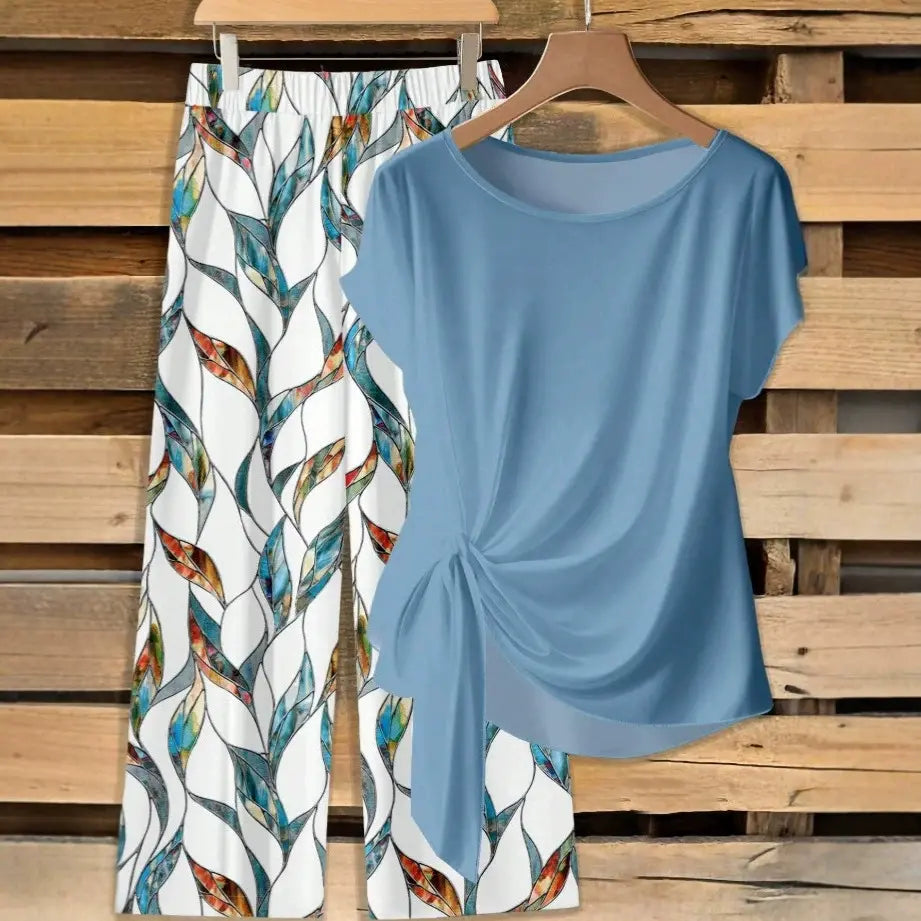 👚 TERAZ! 🌸 Dámsky top s bočným zaväzovaním a vzorované nohavice – splývavý, nastaviteľný strih a ideálny na letné dovolenky alebo na letovisko 👖