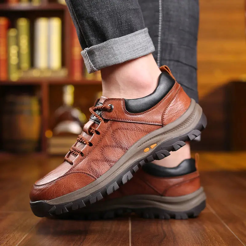 🔥👞Bestseller so zľavou 40 % – Nové módne pánske kožené topánky na začiatok jesene 2025, mimoriadne pohodlné