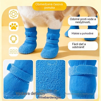 🐕🐕【500 českých korun】2 sady (8 kusů)– Nové nepromokavé ponožky pro psy. Silikonové holínky pro psy. Protiskluzové a odolné vůči oděru.