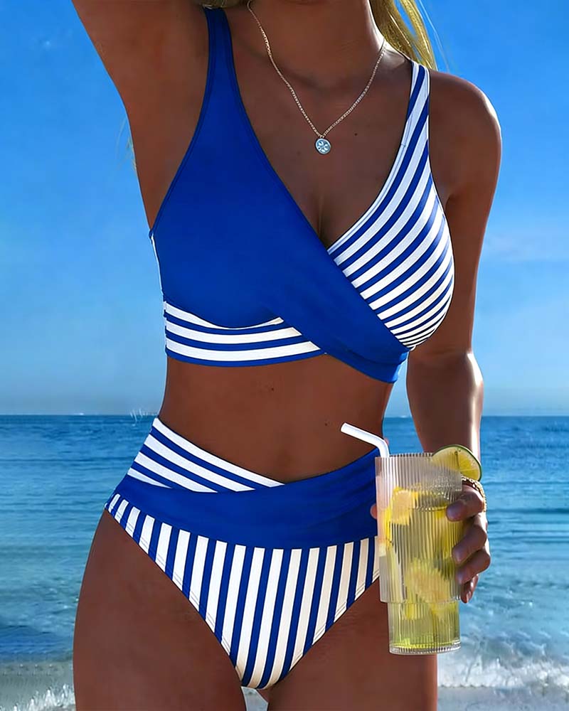 👙【40–100 kg】Dvodelni bikini z barvitimi bloki in črtami
