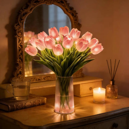 🌷🌷Egy 15 tulipánból álló csokor éjszakai fénynek