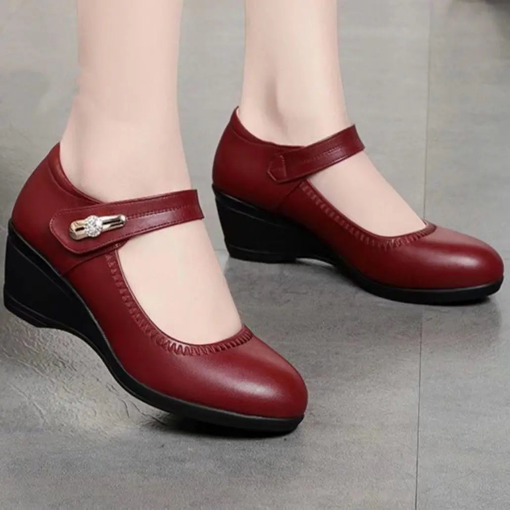 【45% OFF】🏆👡【35-41】Puha bőr, puha talpú, éksarkú, csúszásgátló bőrcipő anyukáknak