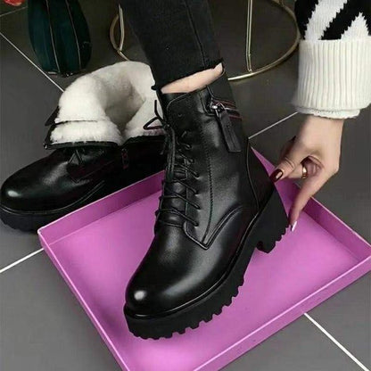 😍30% kedvezmény!【35–40-es méret】Meleg, csúszásmentes Martens-stílusú bakancs vastag talppal és polárbéléssel az extra melegségért.