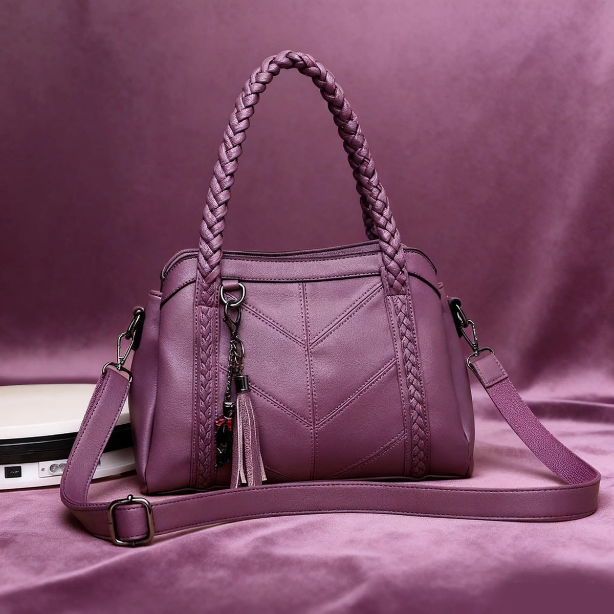 👜💟【50% ZĽAVA】Veľkoobjemová mäkká kožená kabelka s tromi priehradkami, vodeodolná a odolná voči poškriabaniu