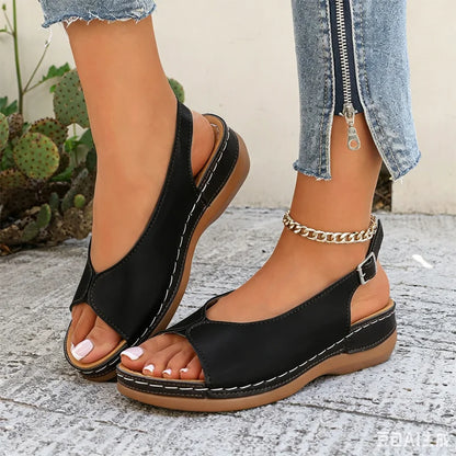 👡 Prémiové římské sandály z hovězí kůže – silná anatomická podrážka, rychlé zapínání na suchý zip a velké velikosti 36-43! ☀️✨