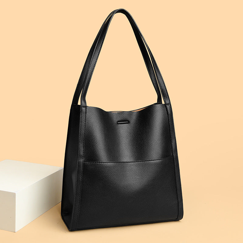 🔥👜👜【SLEVA 45 %】Prostorná taška přes rameno z měkké kůže, minimalistická jednobarevná – nezbytný doplněk na podzim a zimu.