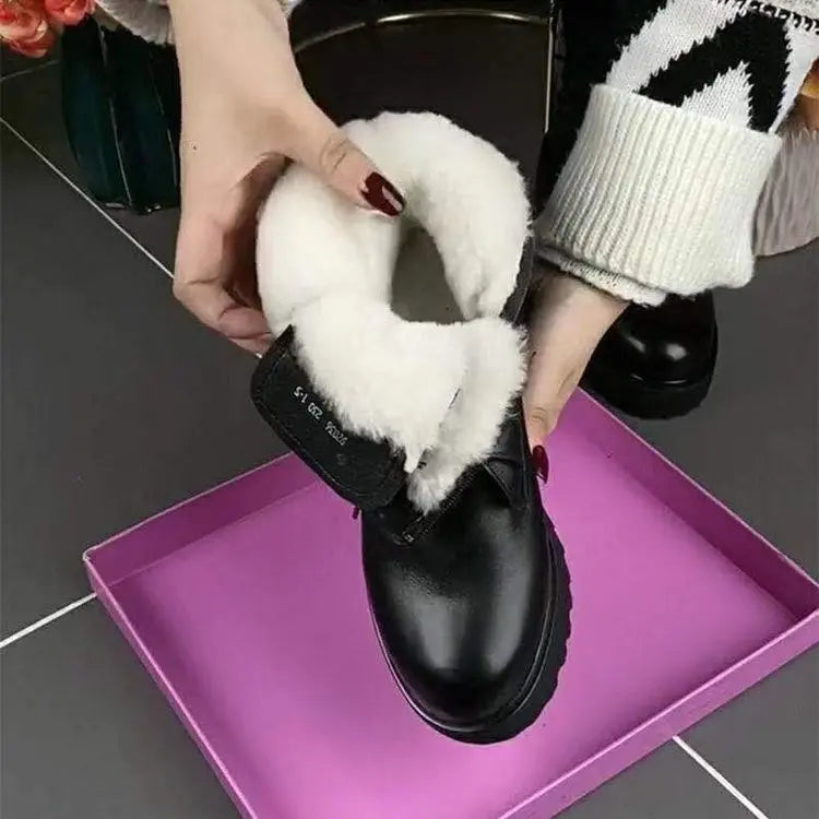 😍30% kedvezmény!【35–40-es méret】Meleg, csúszásmentes Martens-stílusú bakancs vastag talppal és polárbéléssel az extra melegségért.