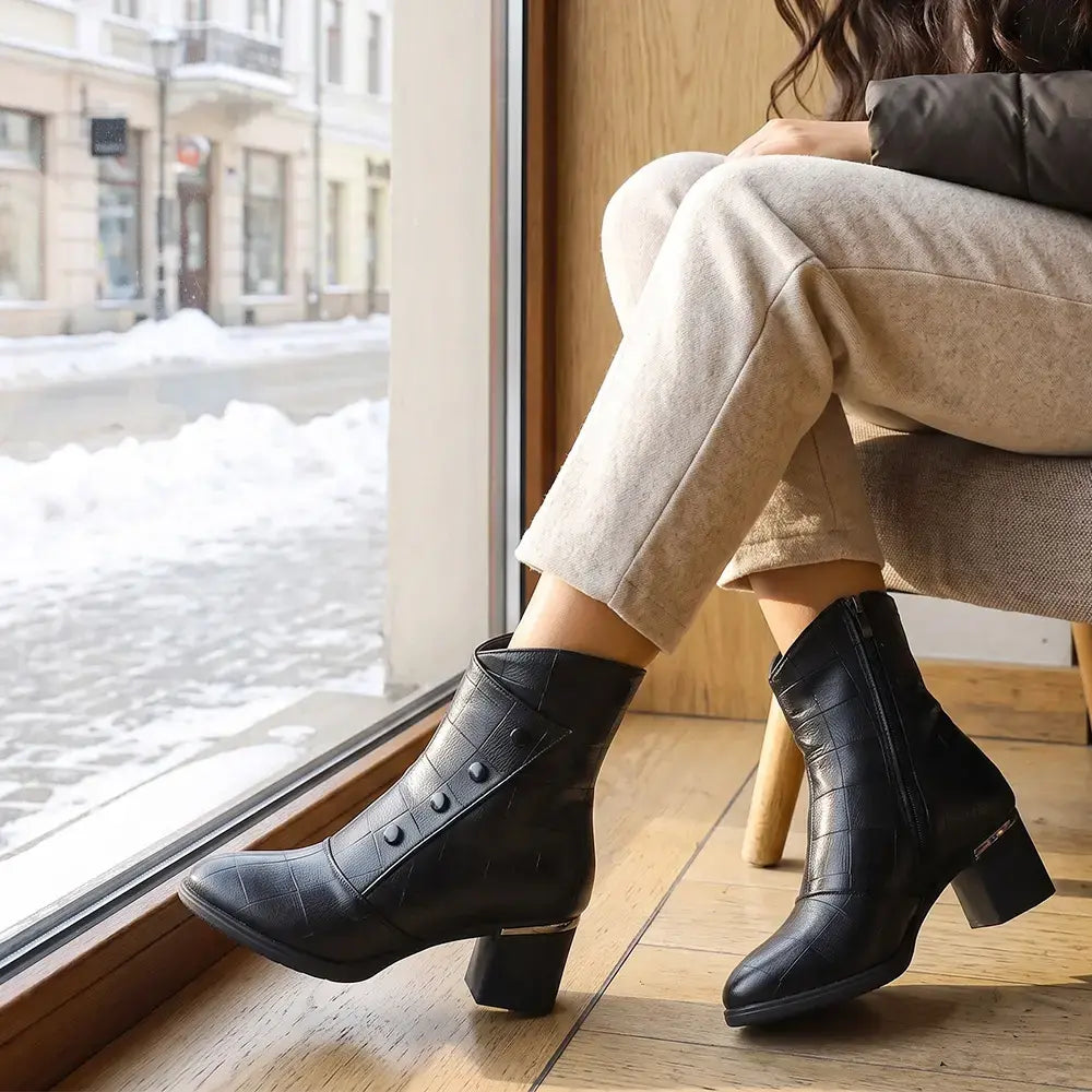 ❄️Elegáns közepes sarkú téli bokacsizma🤎