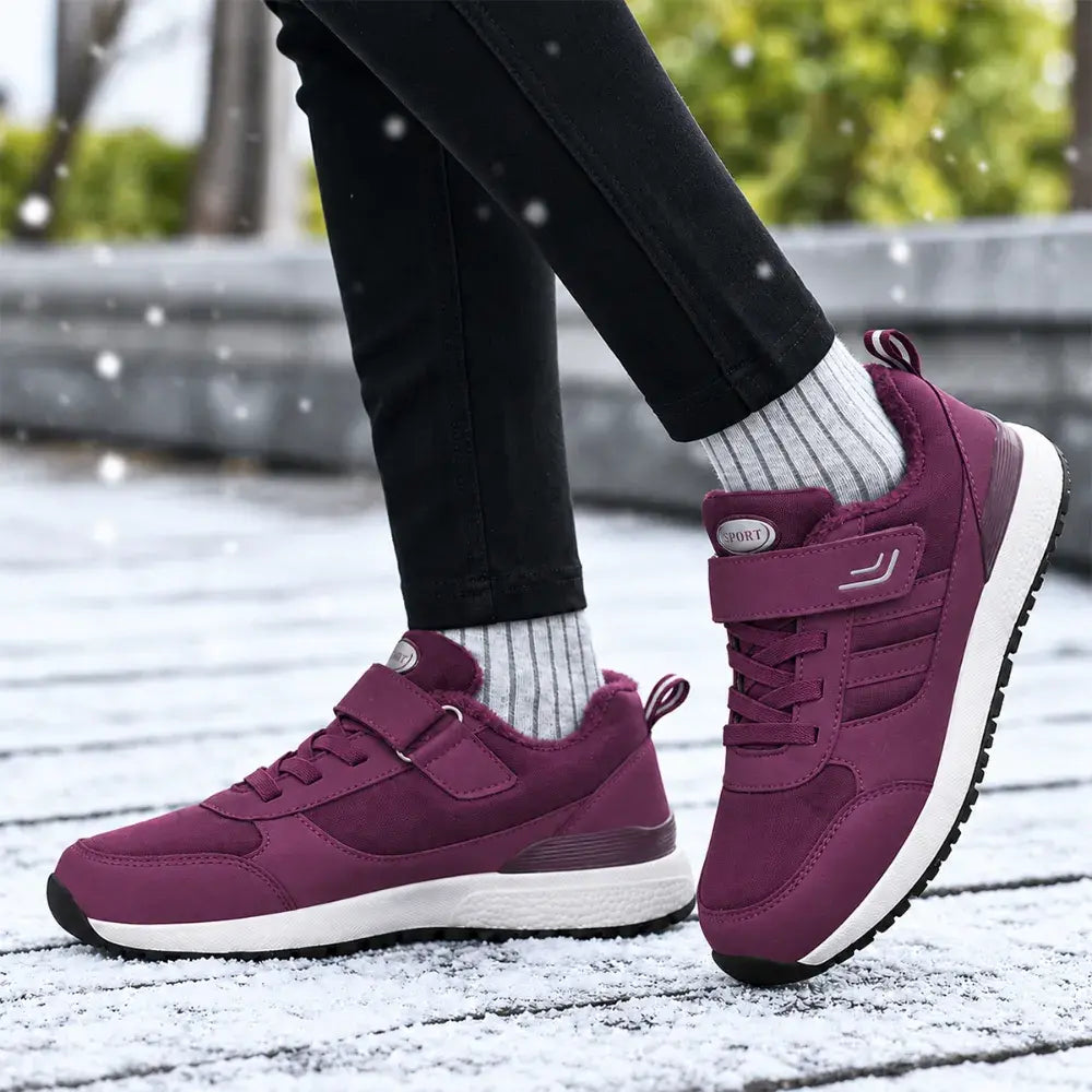 Télre tökéletes! Belső szőrme béléses meleg cipő, nem fázik többé a lábad! ❄️🔥👟