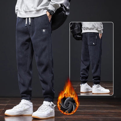 🔥【M-5XL】👖Nové zimné nohavice pre mužov, navyše zamatové a silné menčestrové, teplé a ležérne pánske nohavice